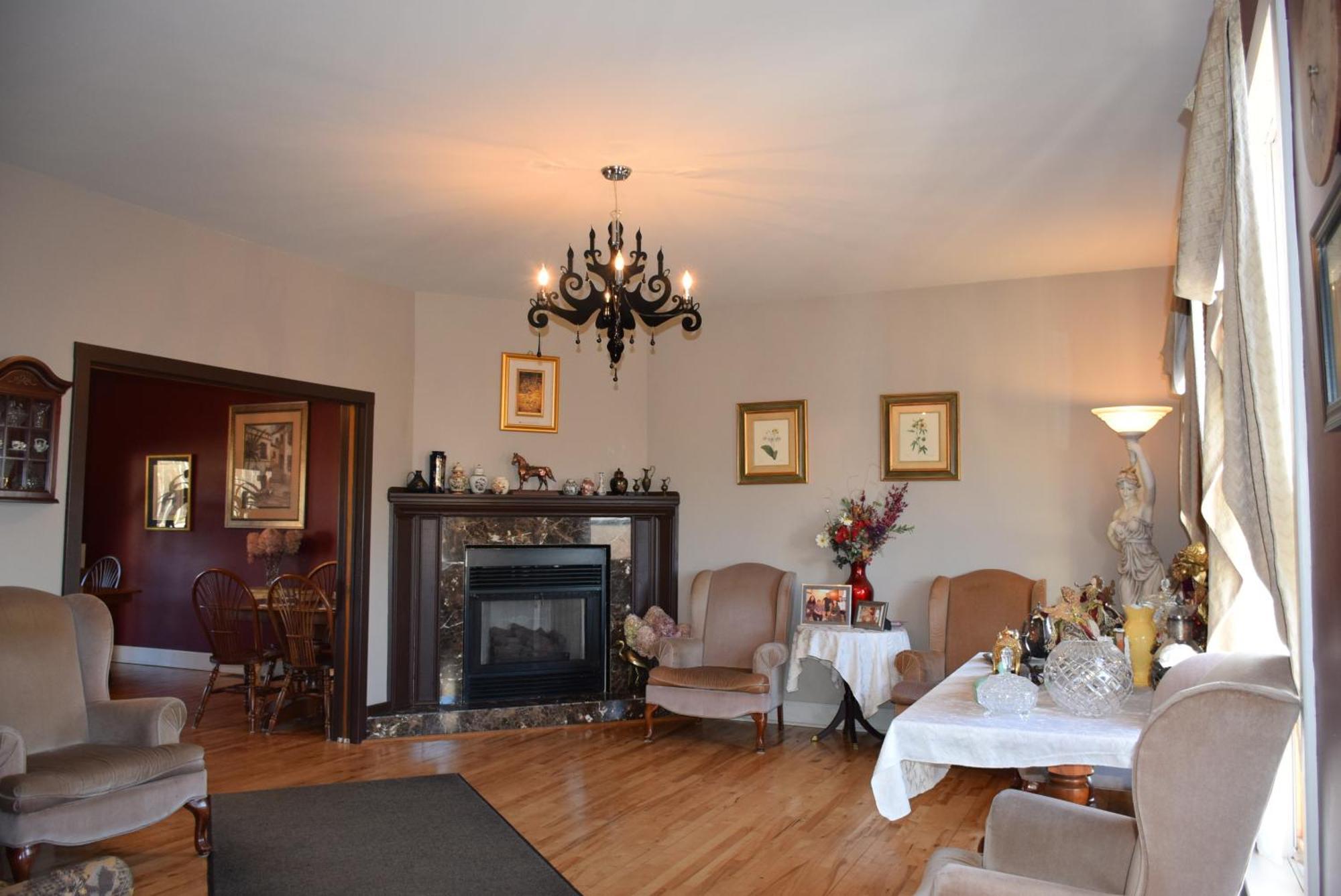 Auberge Wild Rose Inn Moncton Exterior photo