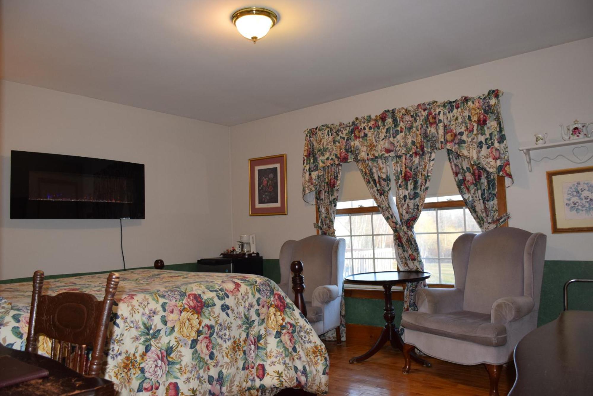 Auberge Wild Rose Inn Moncton Exterior photo